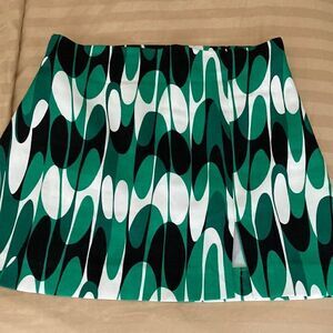 Zara NWOT High Waist Satin Effect A-Line Mini Skirt. Size Med.